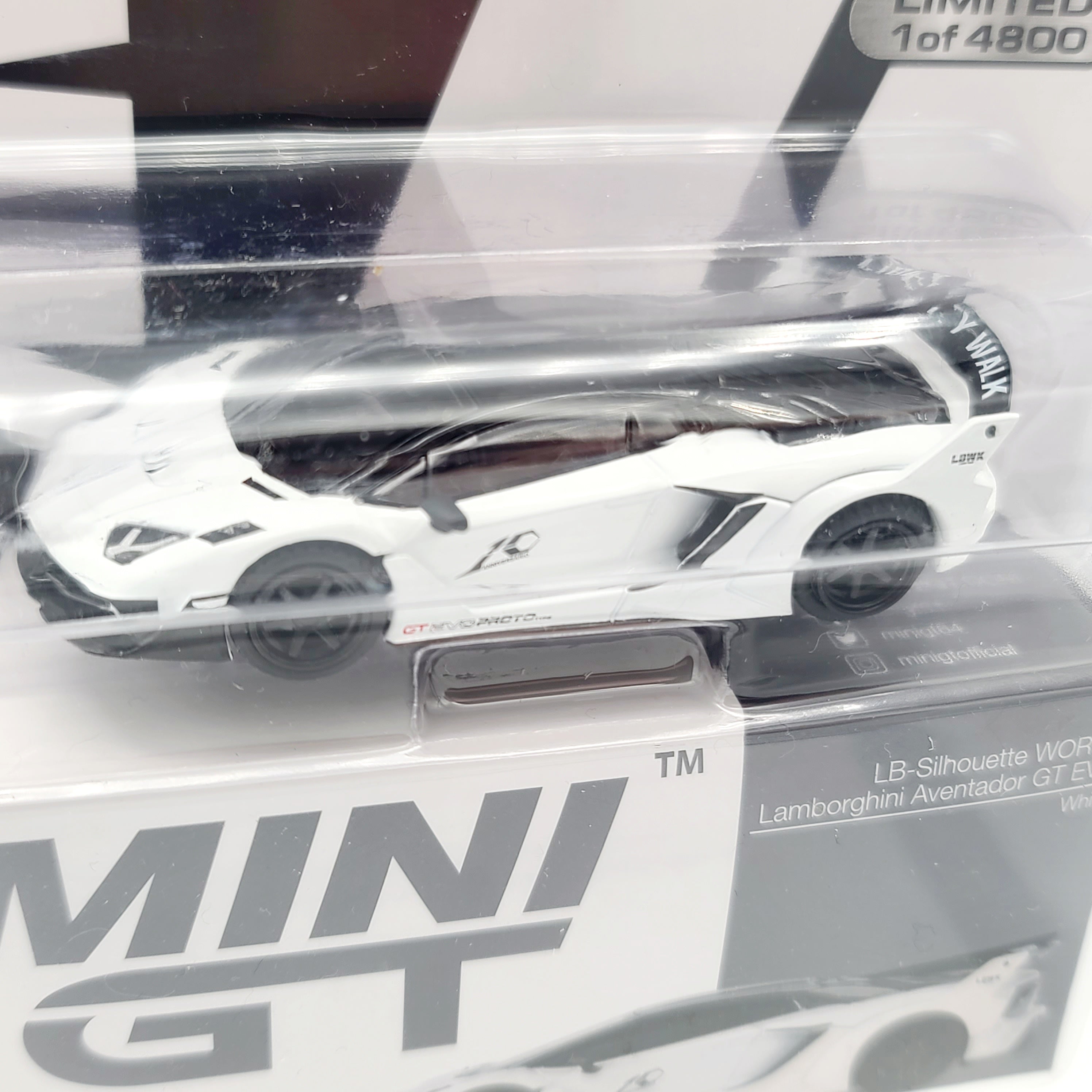 MINI GT LB-Silhouette Works Lamborghini Aventador GT EVO - 1:64 (2023 MIJO Exclusives - Limited Edition)